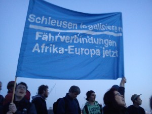 Transparent bei einer Demo on Hamburg am 22. April